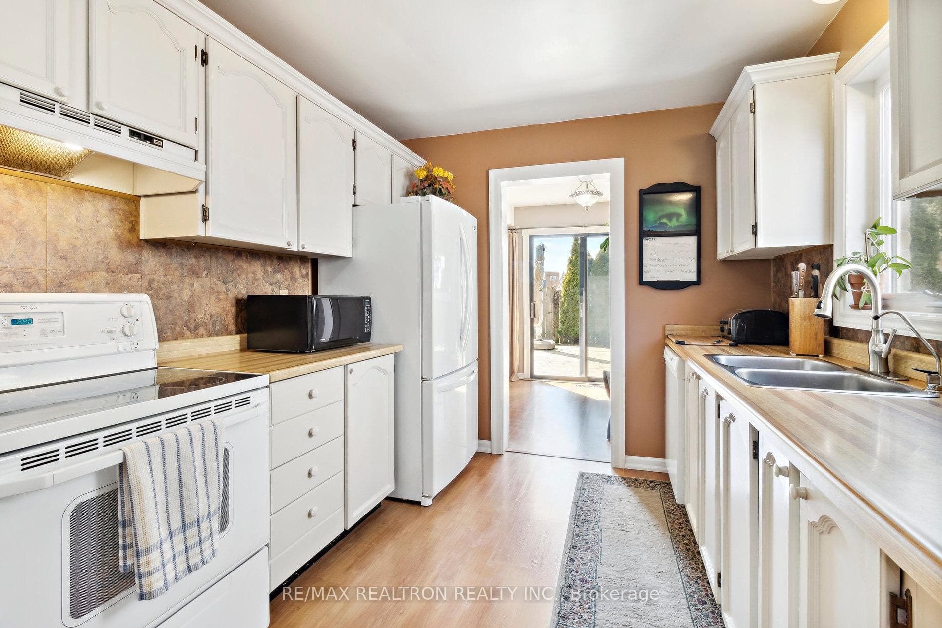 124 Walton Drive photo 16