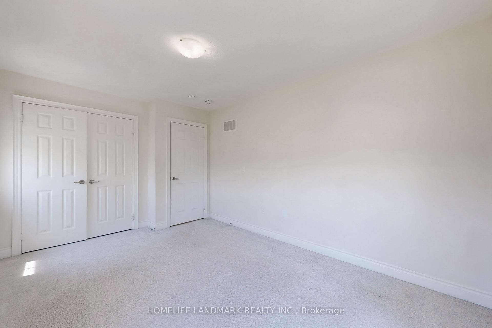 1533 Devine Point photo 41