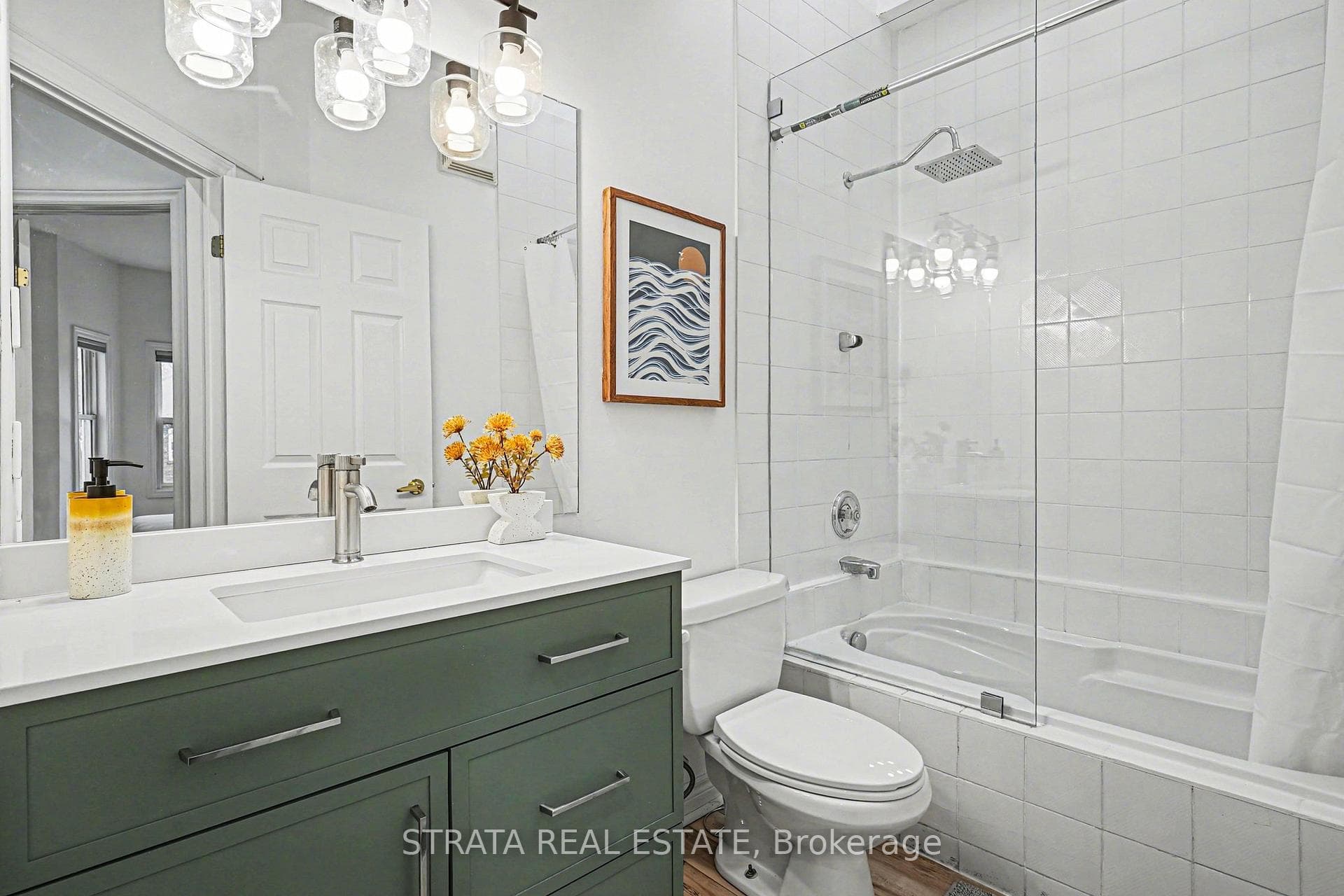 423 Manor Road photo 20