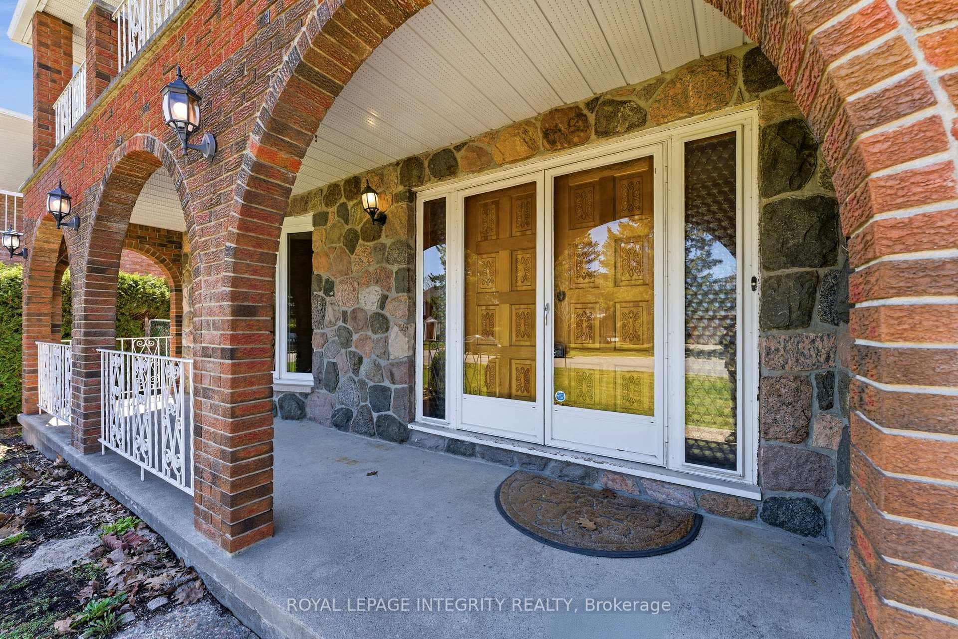 10 Parmalea Crescent photo 3