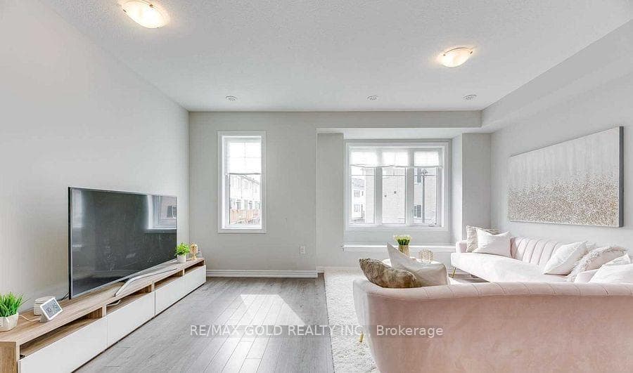 47 Rapids Lane photo 12