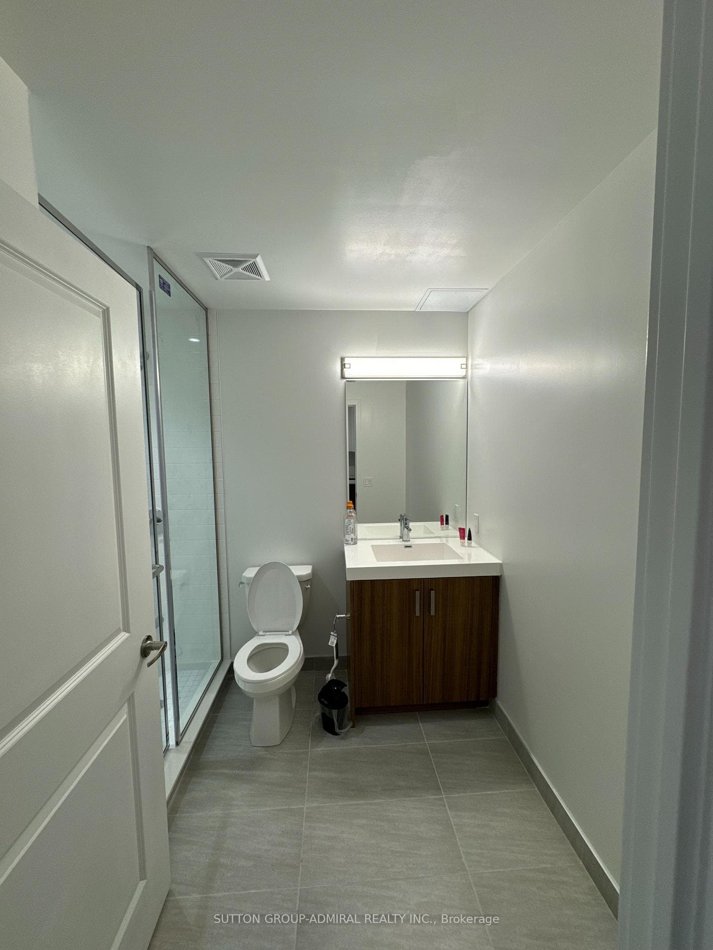 1010 Dundas Street Unit 514 photo 34