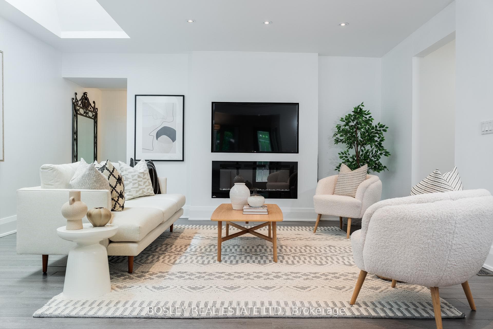 14 Lakeside Avenue photo 3