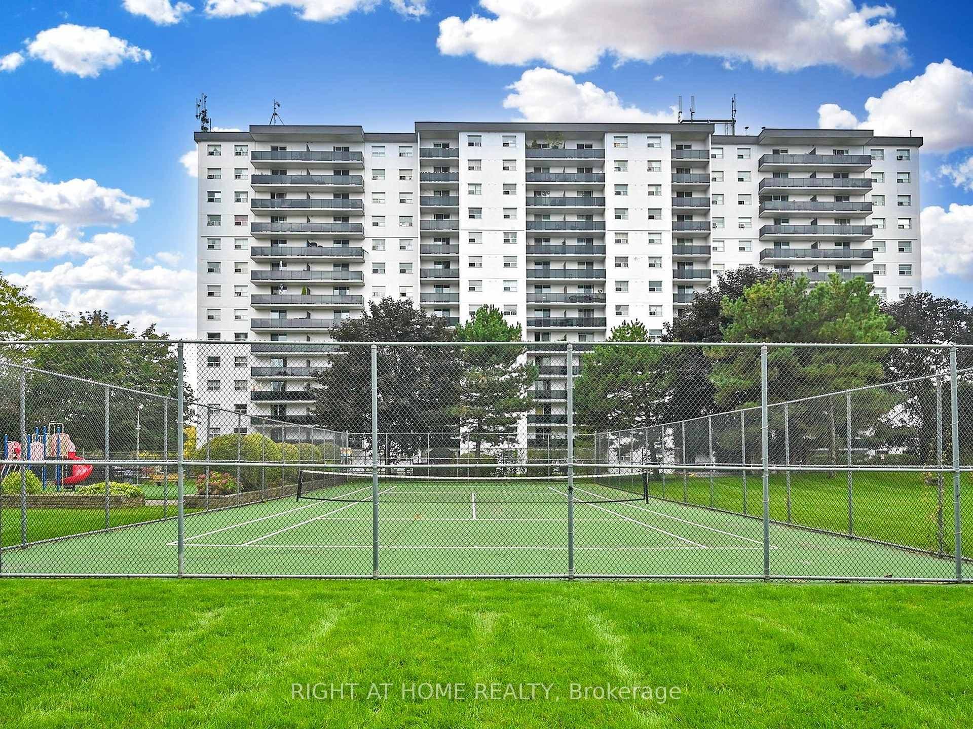 1100 Caven Street Unit 1004 photo 27