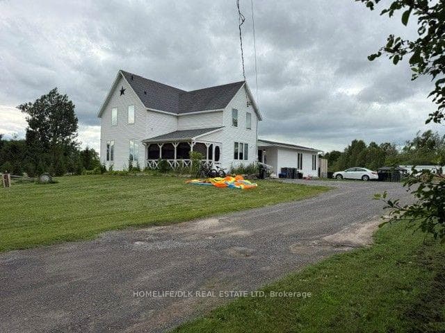 665 VanBuren Street photo 1