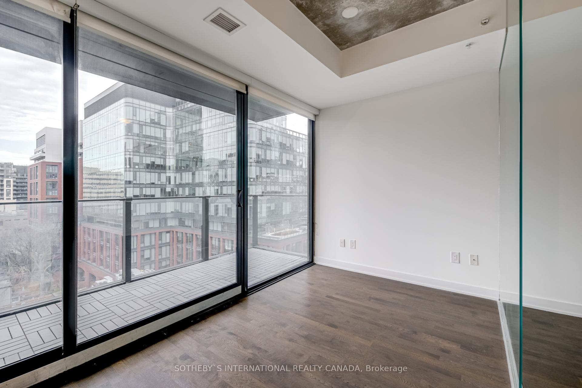 629 King Street Unit 1028 photo 2
