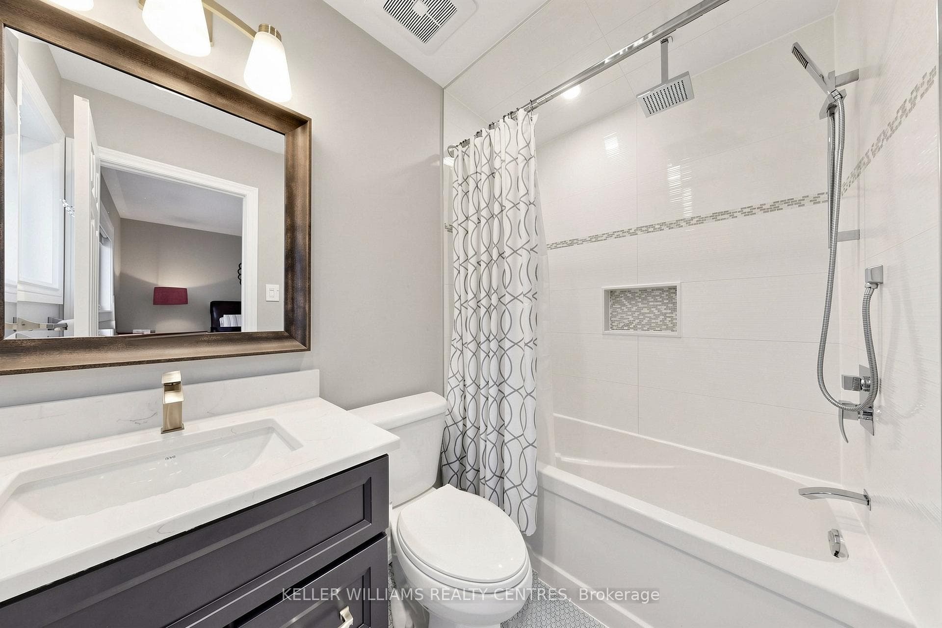 118 Woodroof Crescent photo 15