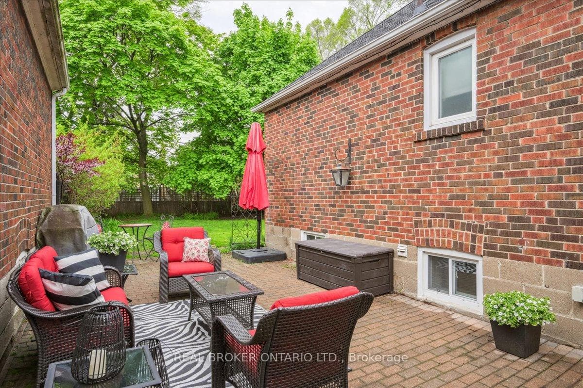 12 Parkview Heights photo 29