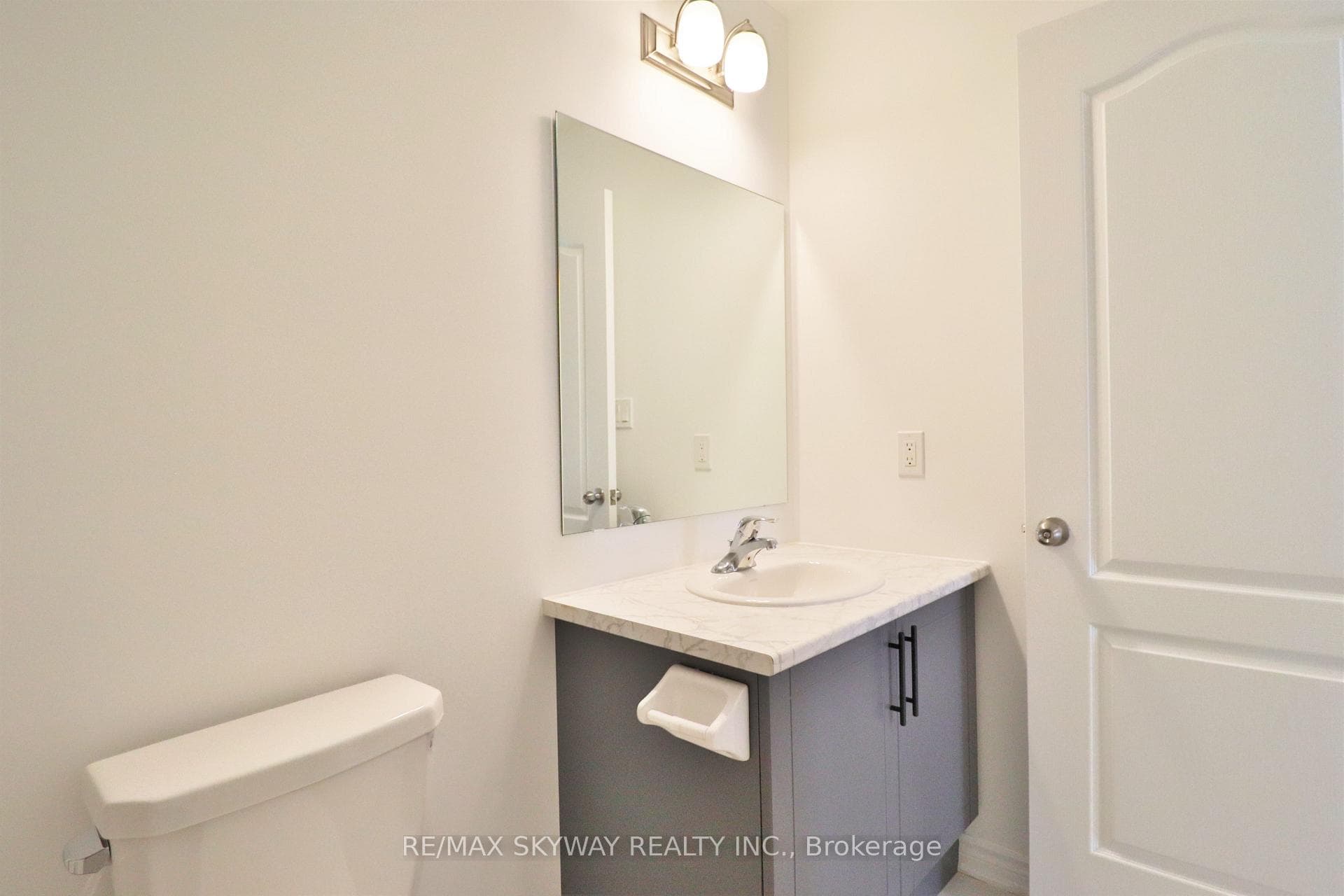 13 Tiveron Avenue photo 33