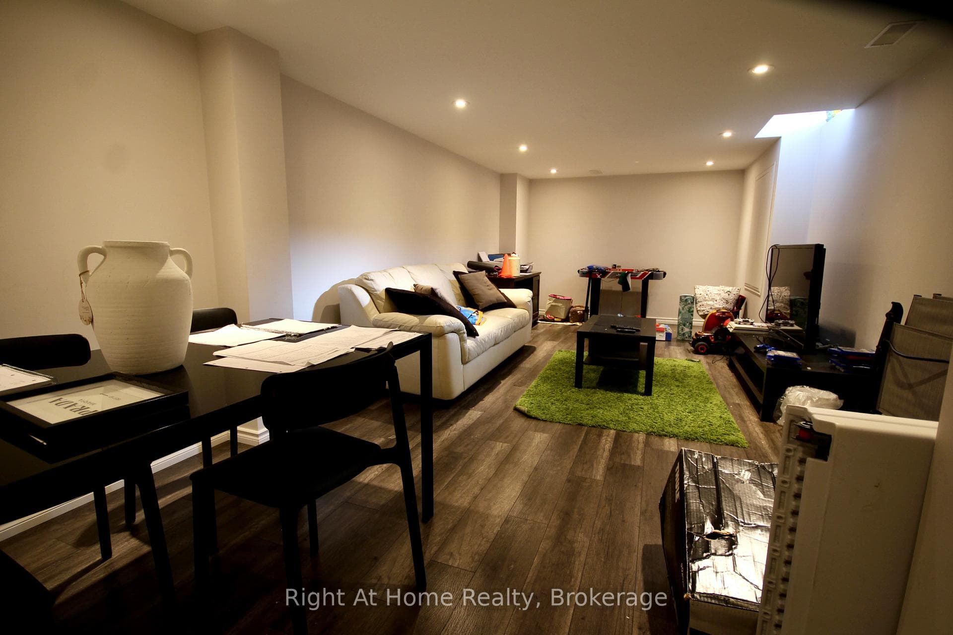 Recreational area Basement