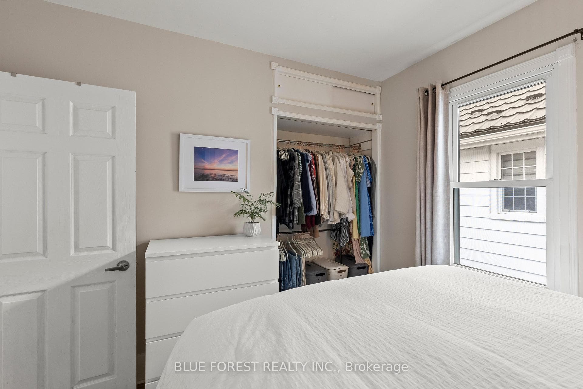 31 Eastman Avenue photo 18