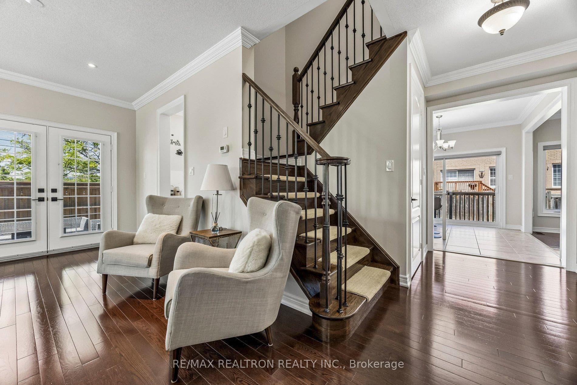18 Hayfield Crescent photo 8