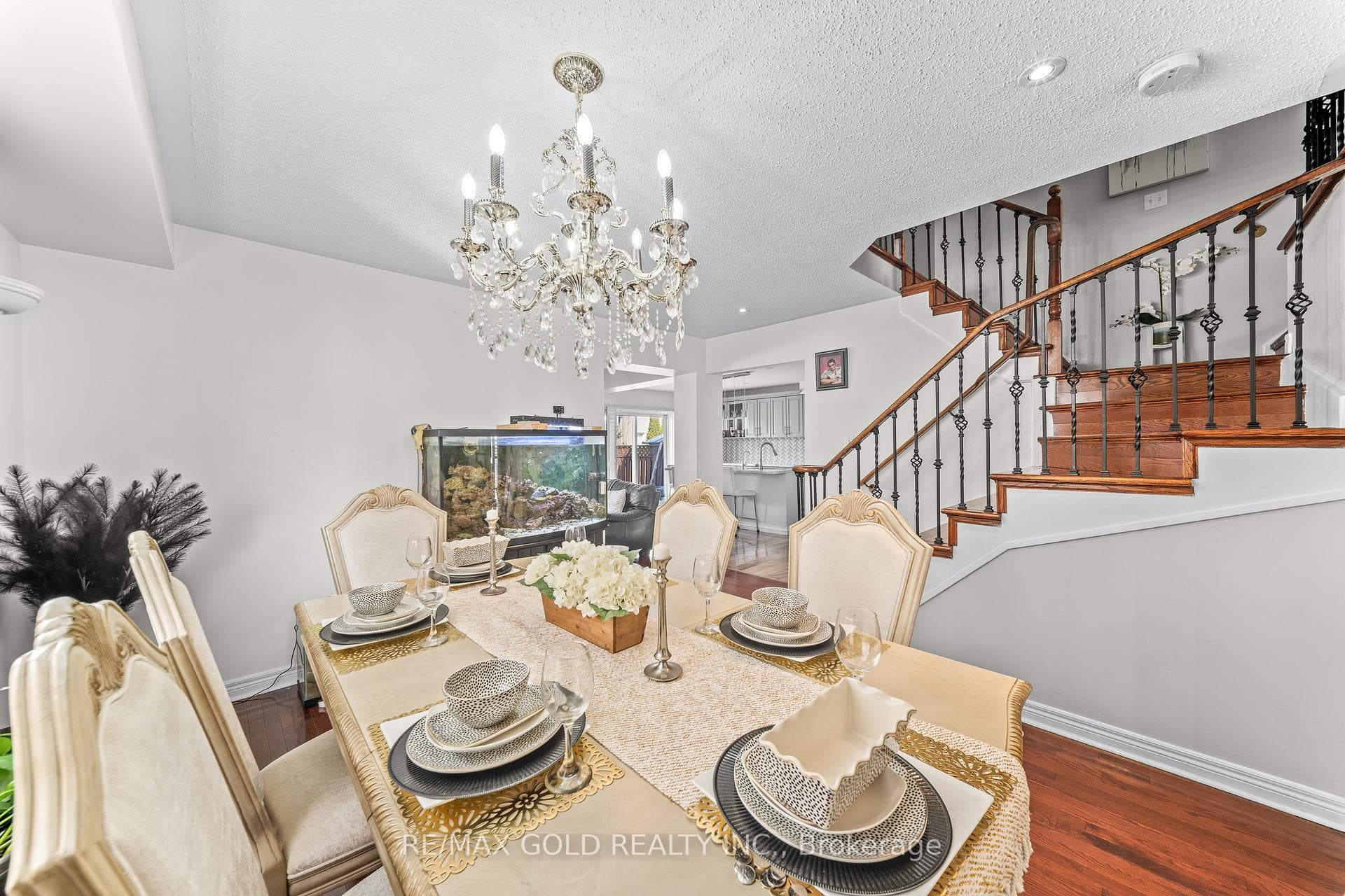 53 Linderwood Drive photo 10