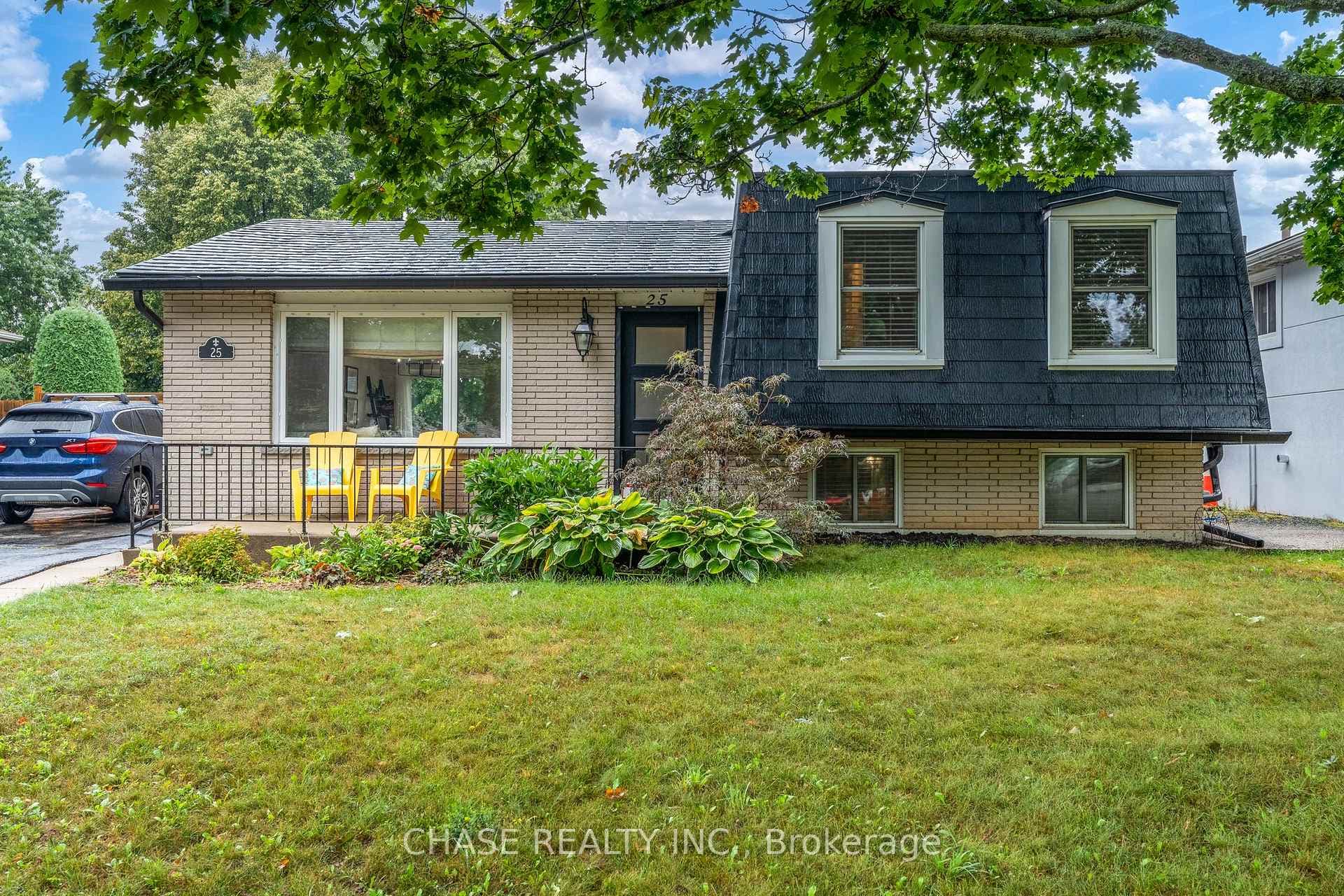 25 Glenvale Drive photo 4