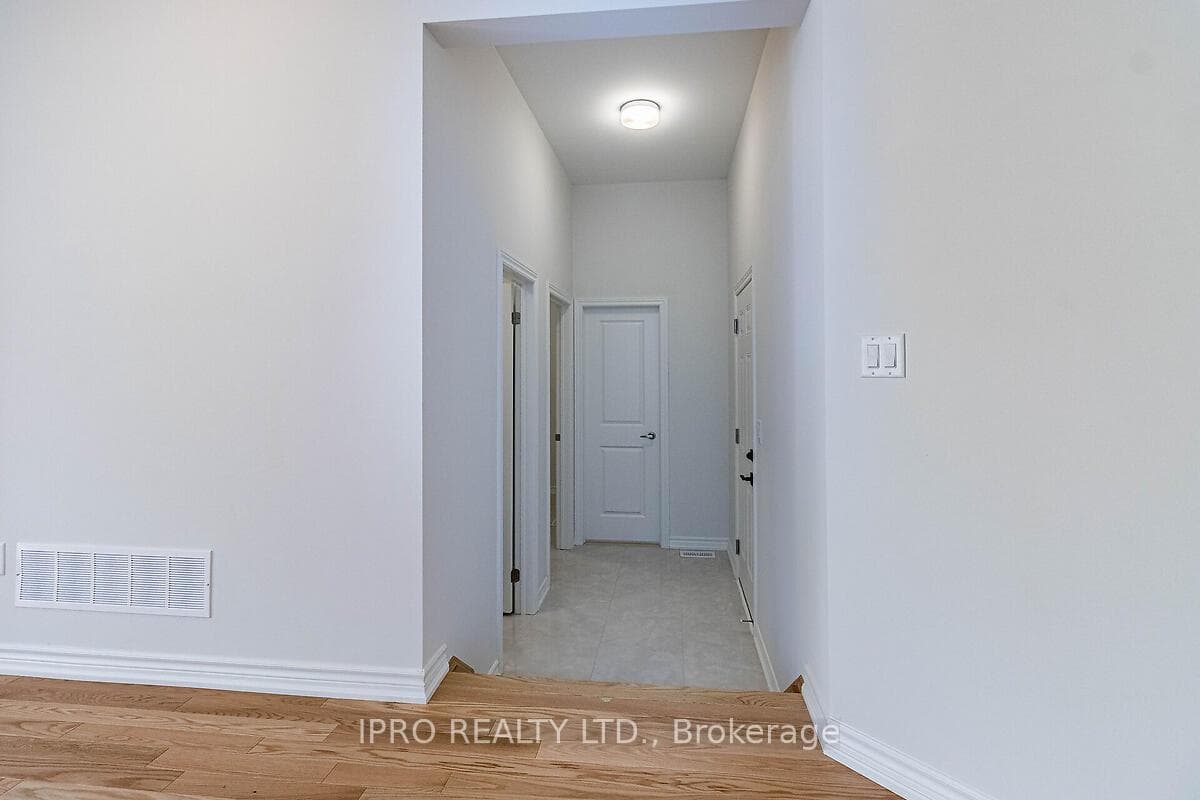 7 Dolomite Drive photo 24
