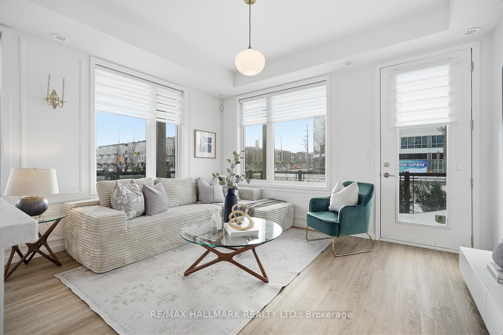 1711 Pure Springs Boulevard Unit 101 photo 7