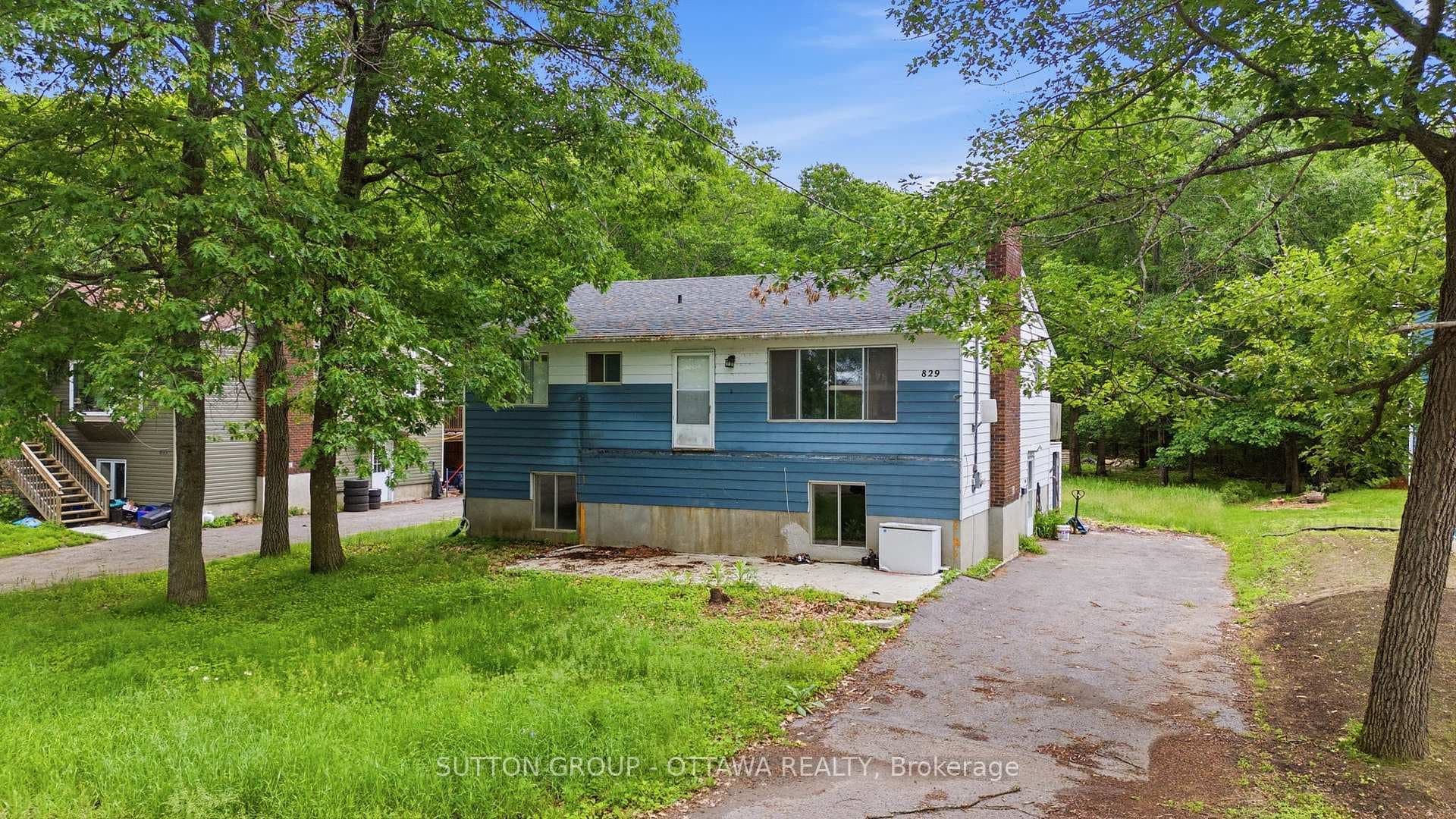 829 Bayview Drive photo 1