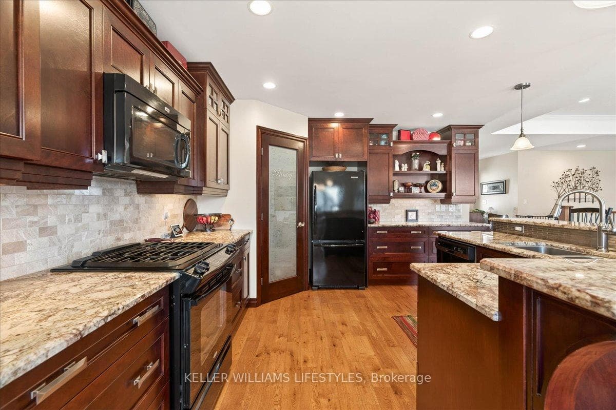 12 Mckinlay Avenue photo 11