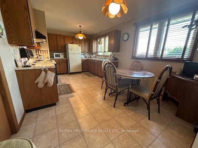 710 Mary Street photo 6