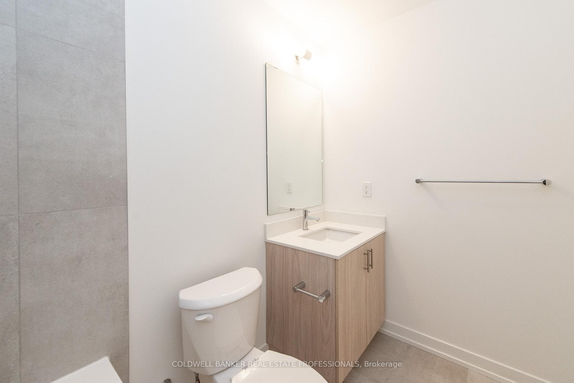 11 Walder Lane Unit J-205 photo 23