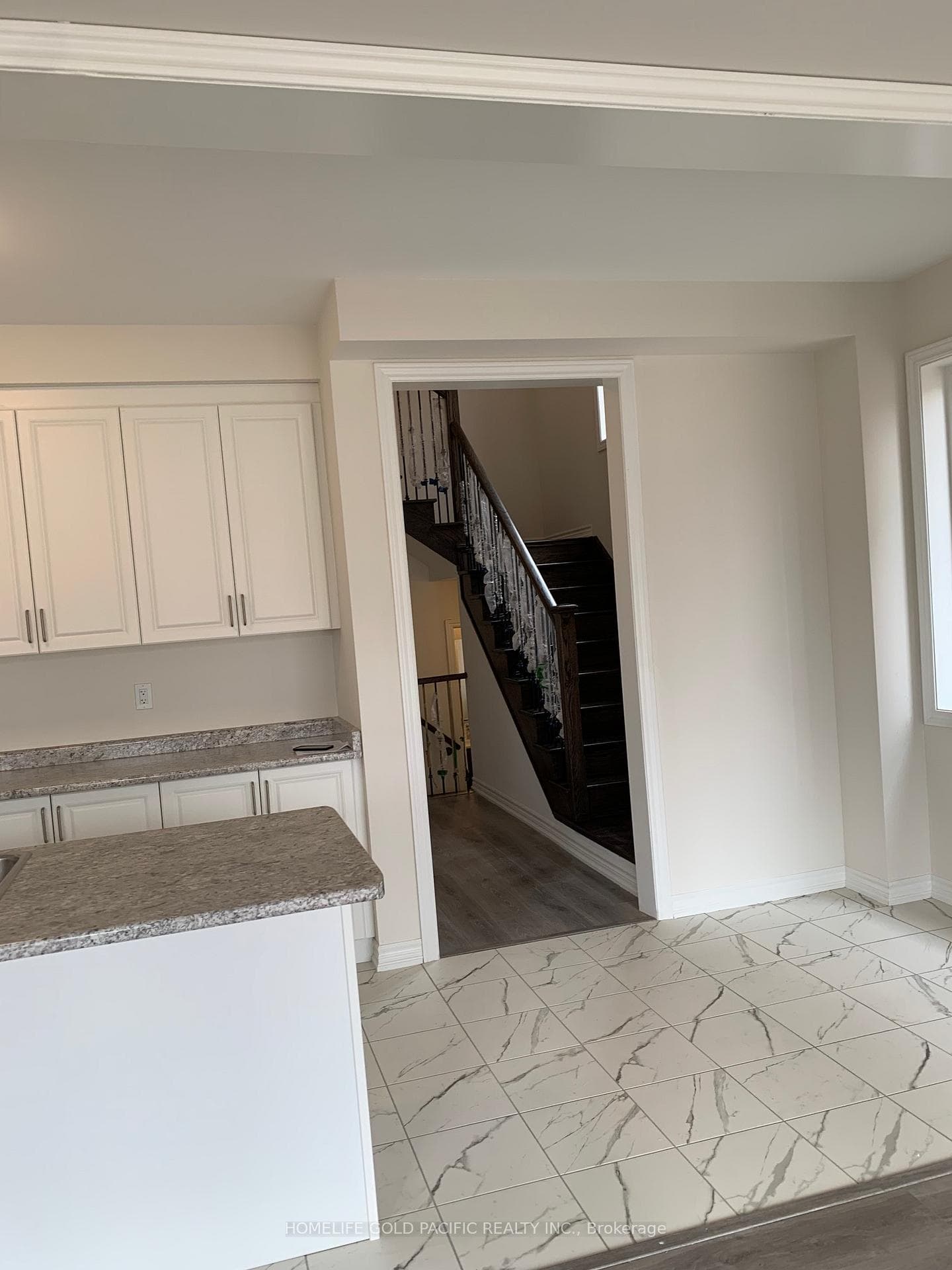 50 Kenneth Rogers Crescent photo 16