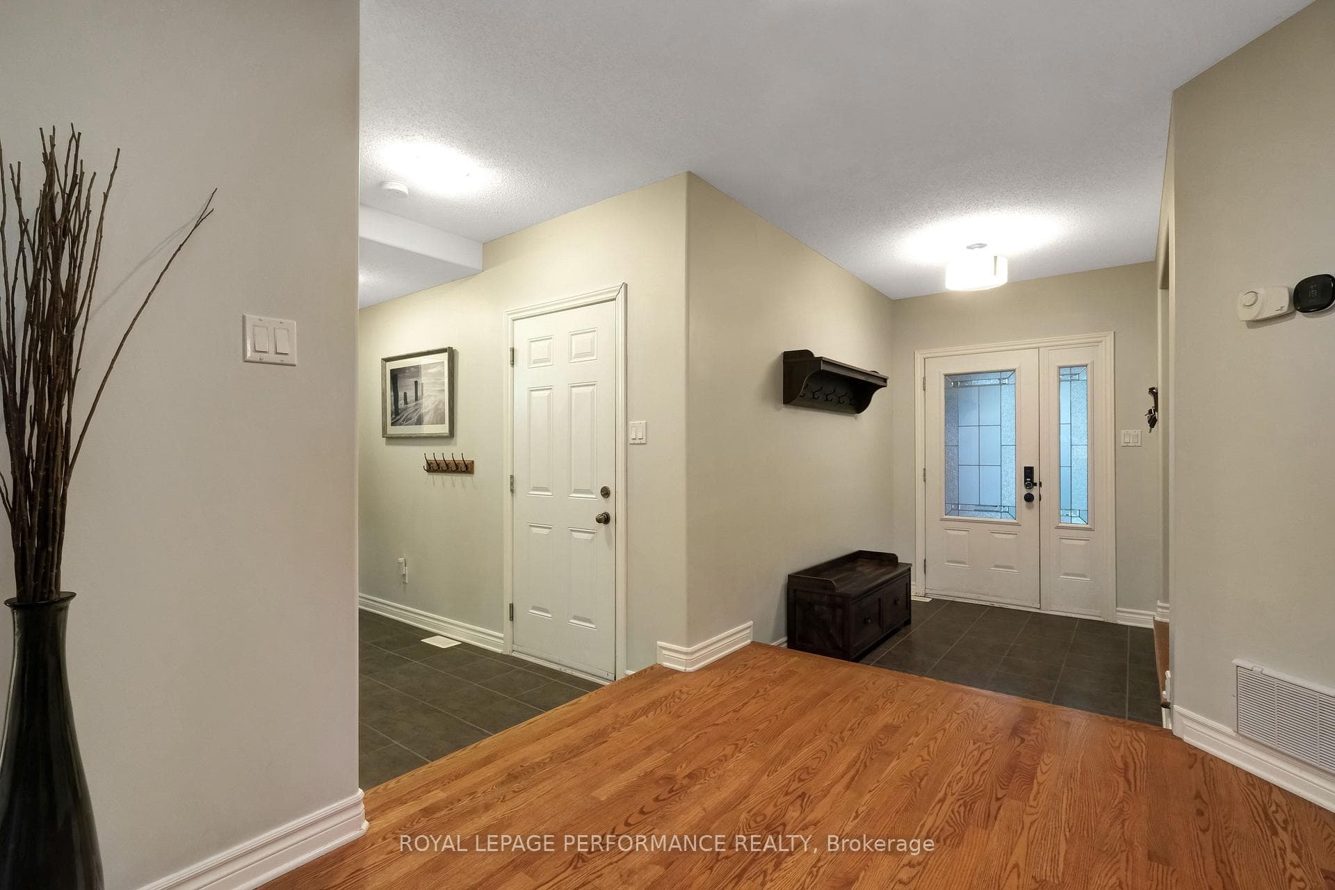 112 Olde Towne Avenue photo 5