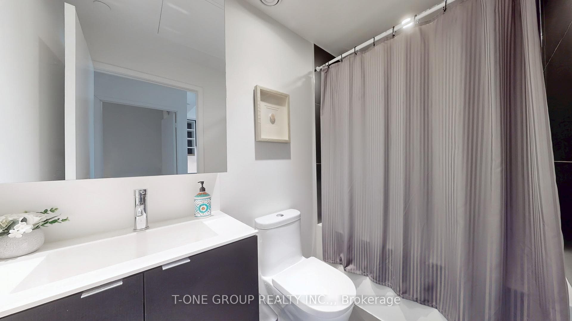 20 Edward Street Unit 1712 photo 15