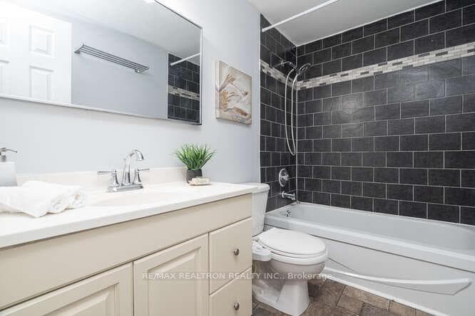 722 Hayes Avenue photo 15