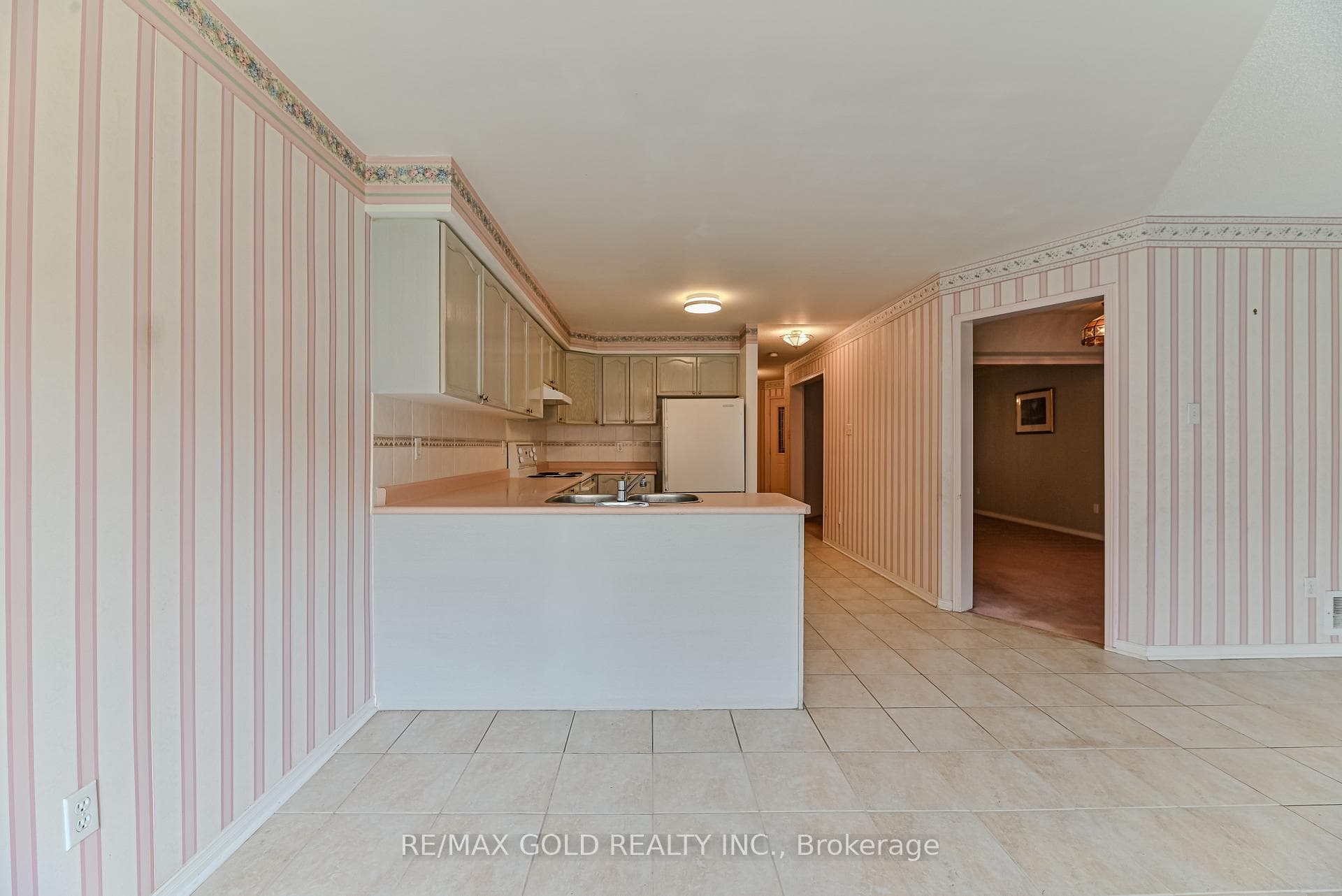 27 Bighorn Crescent photo 19