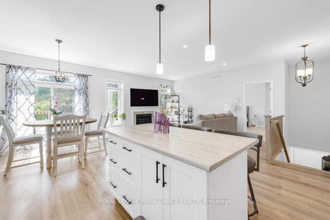 56 Redwood Drive photo 14