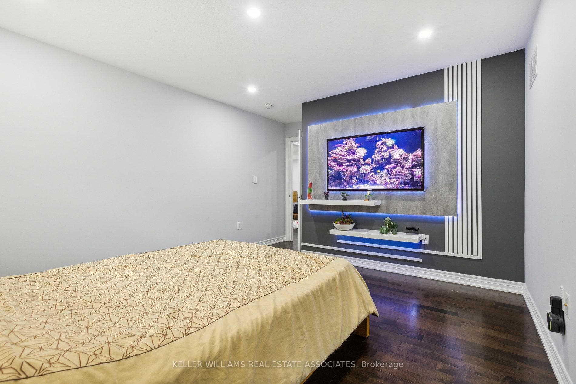 65 Dolomiti Court photo 27