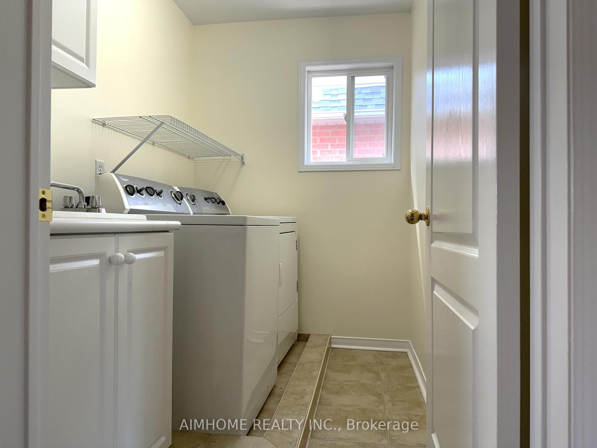53 Dovetail Drive photo 18