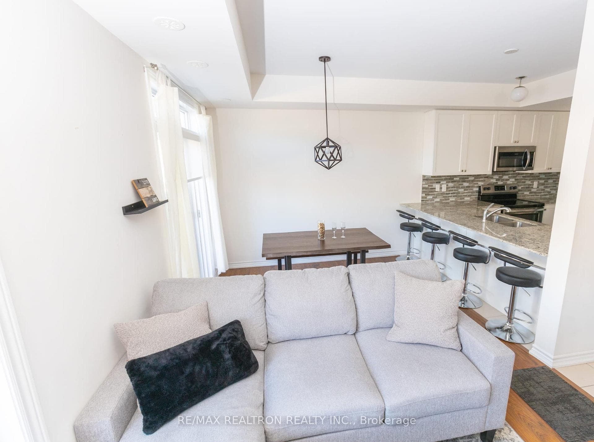 2592 William Jackson Drive Unit 90 photo 6