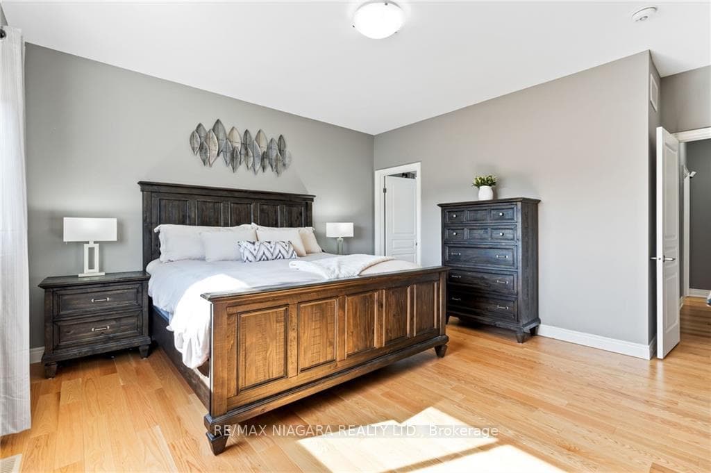 1055 Kerby Street photo 13