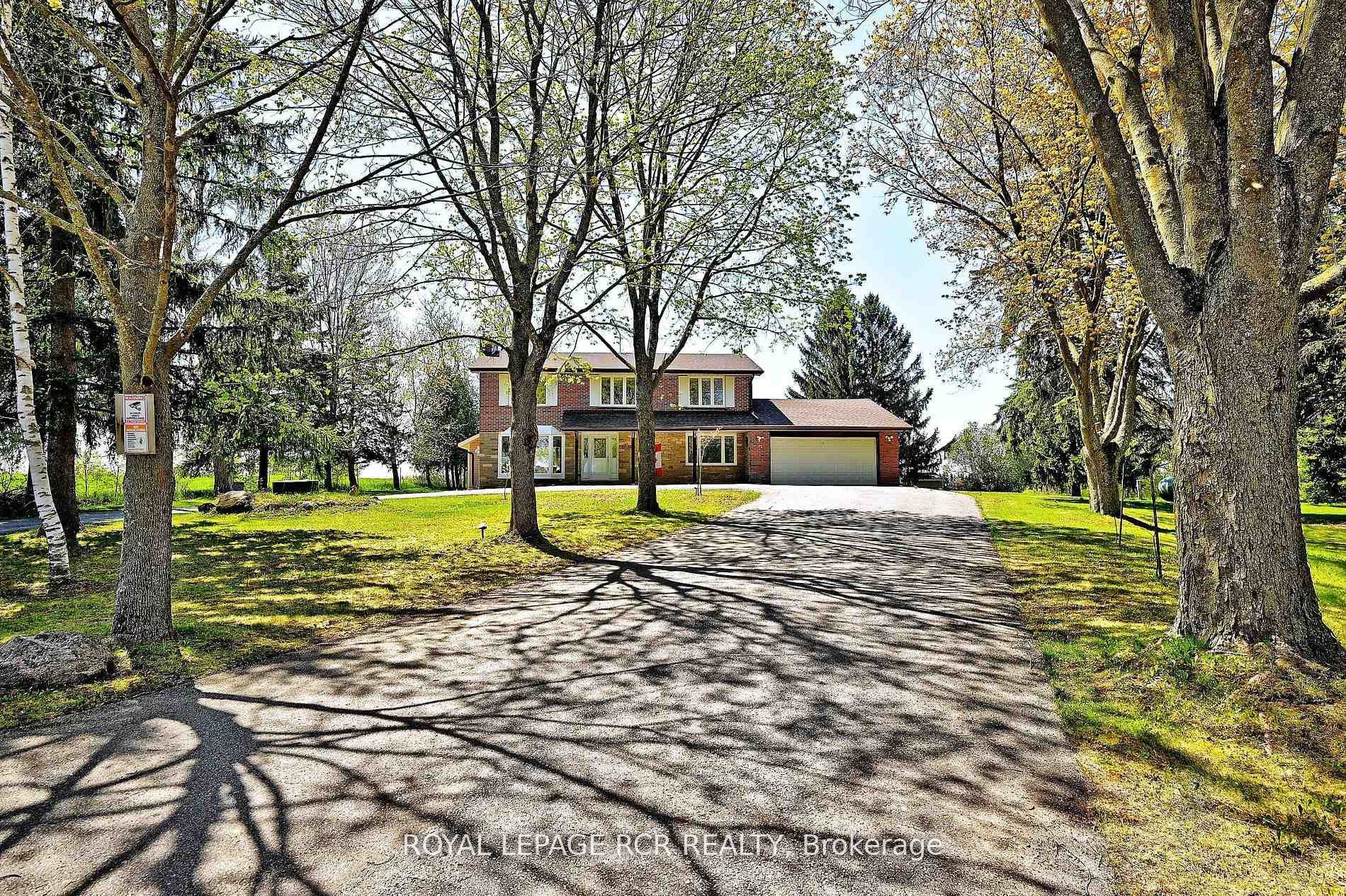 6215 17th Side Road photo 1
