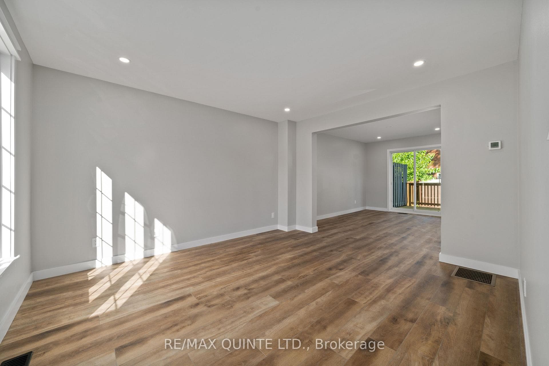 92 Victoria Avenue photo 5