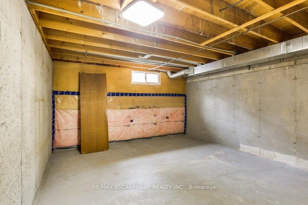 900 James Street Unit 5 photo 29