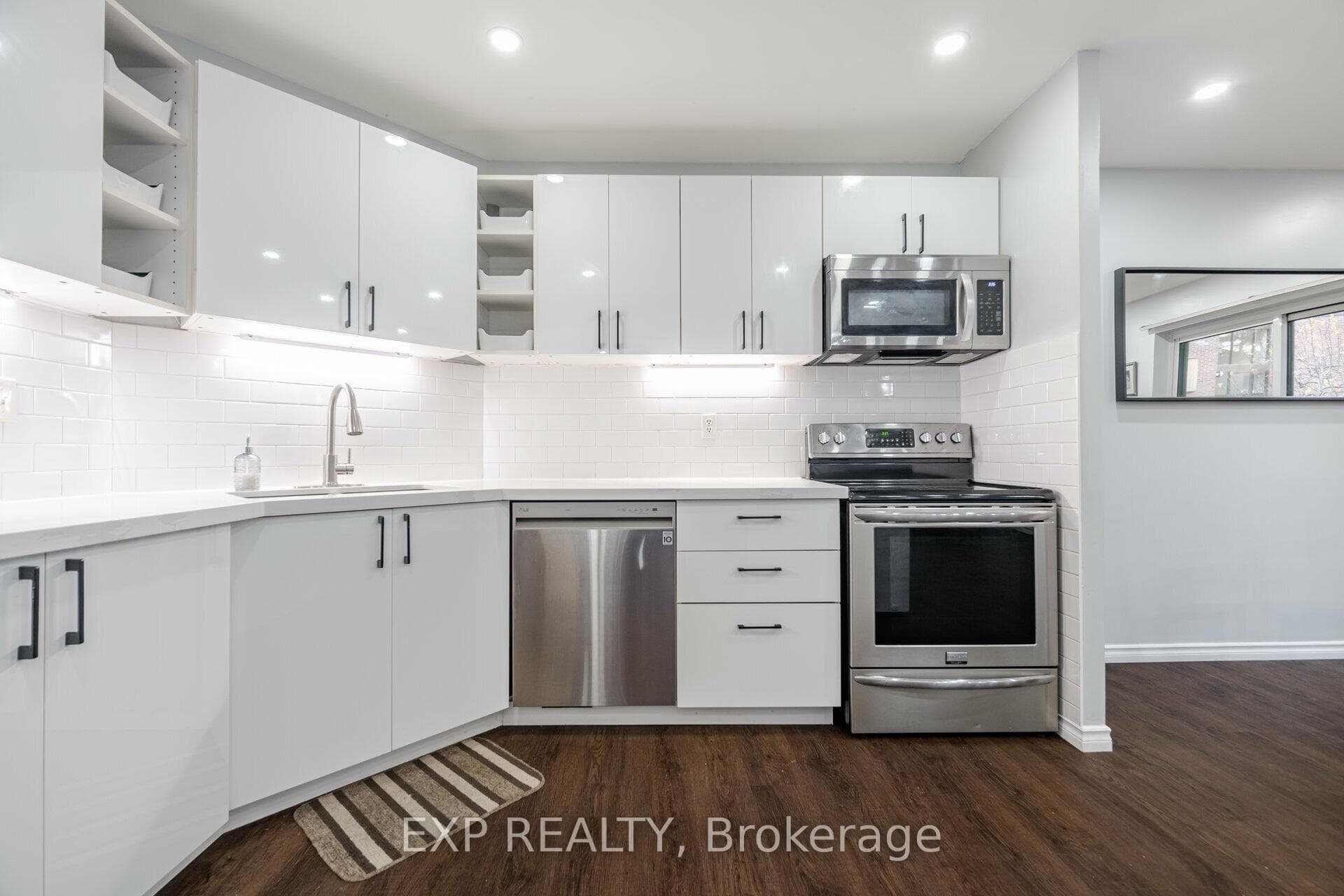 New kitchen cabinets with plenty of storage!