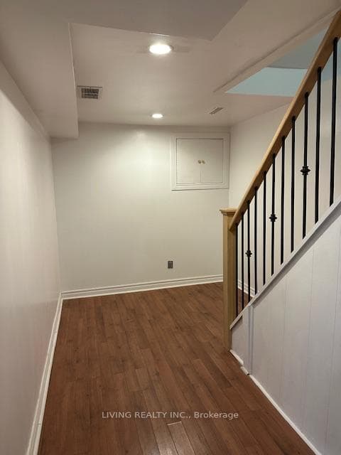 77 Phalen Crescent photo 12