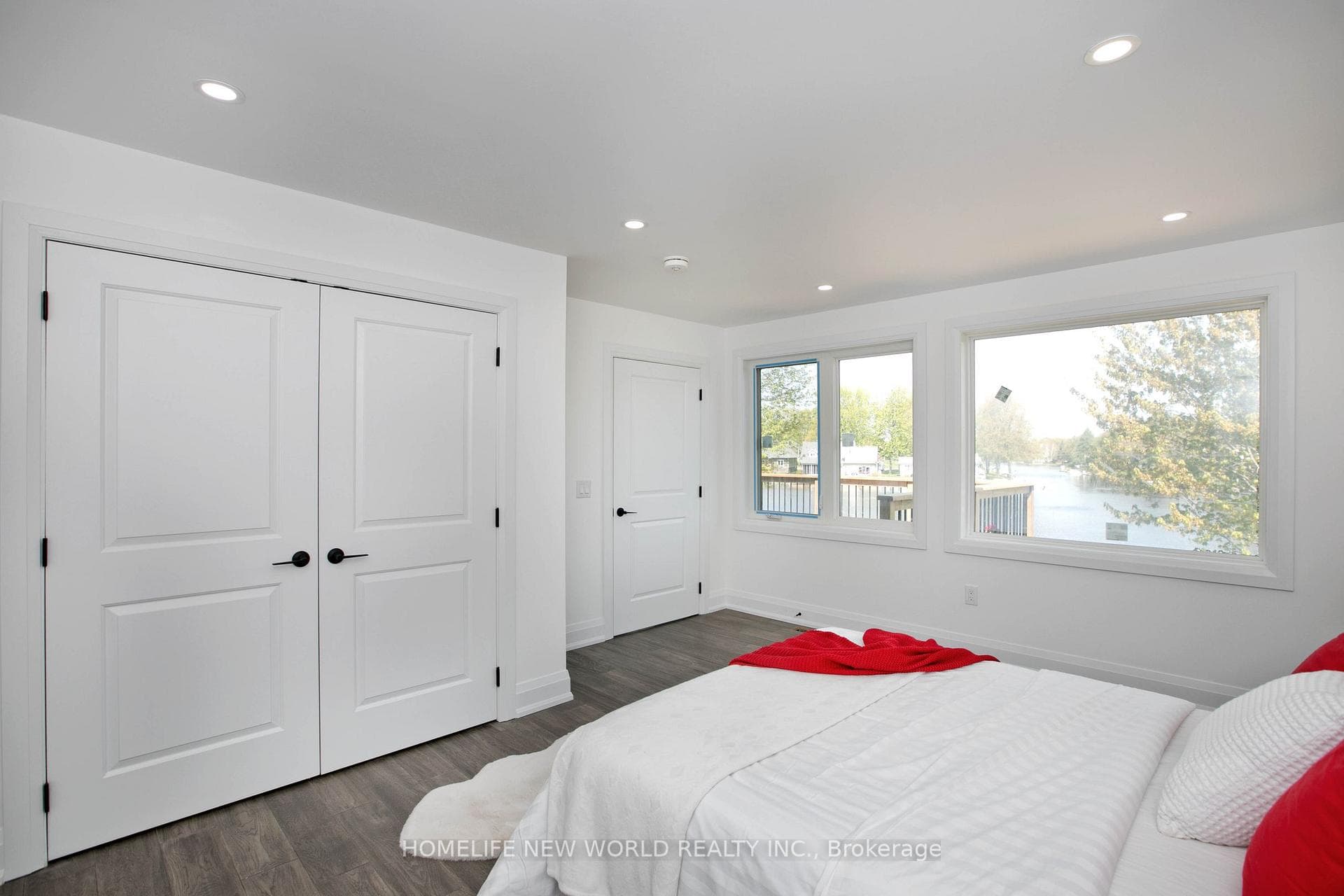62 Simcoe Road photo 33