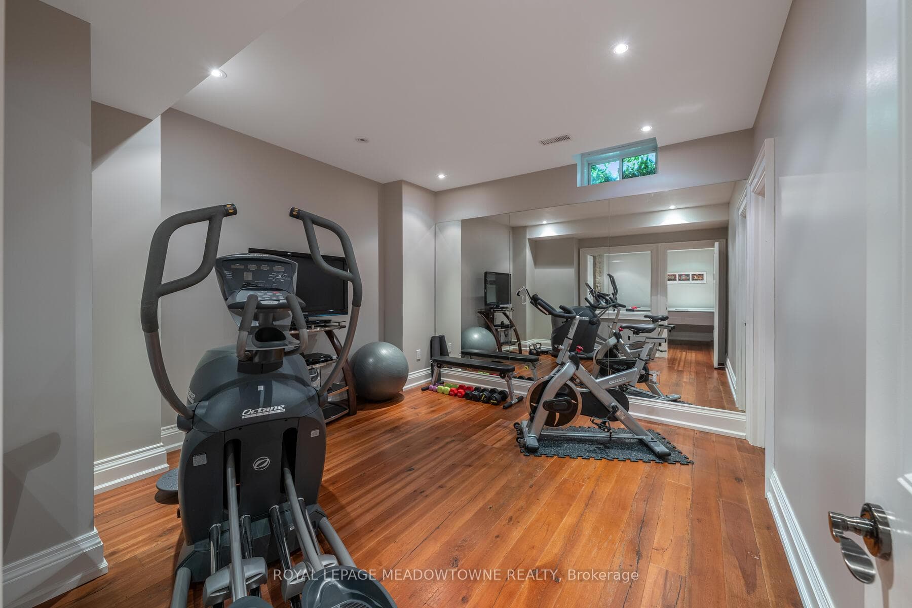 77 Barraclough Boulevard photo 35