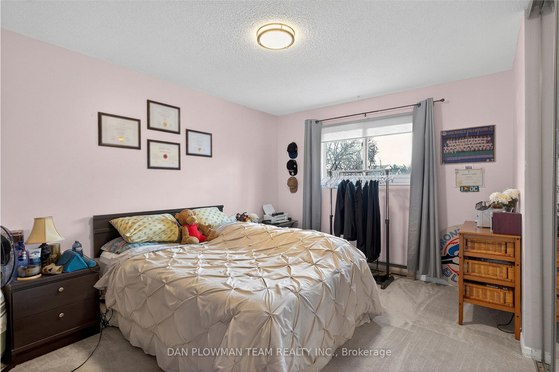 344 Kensington Crescent photo 19