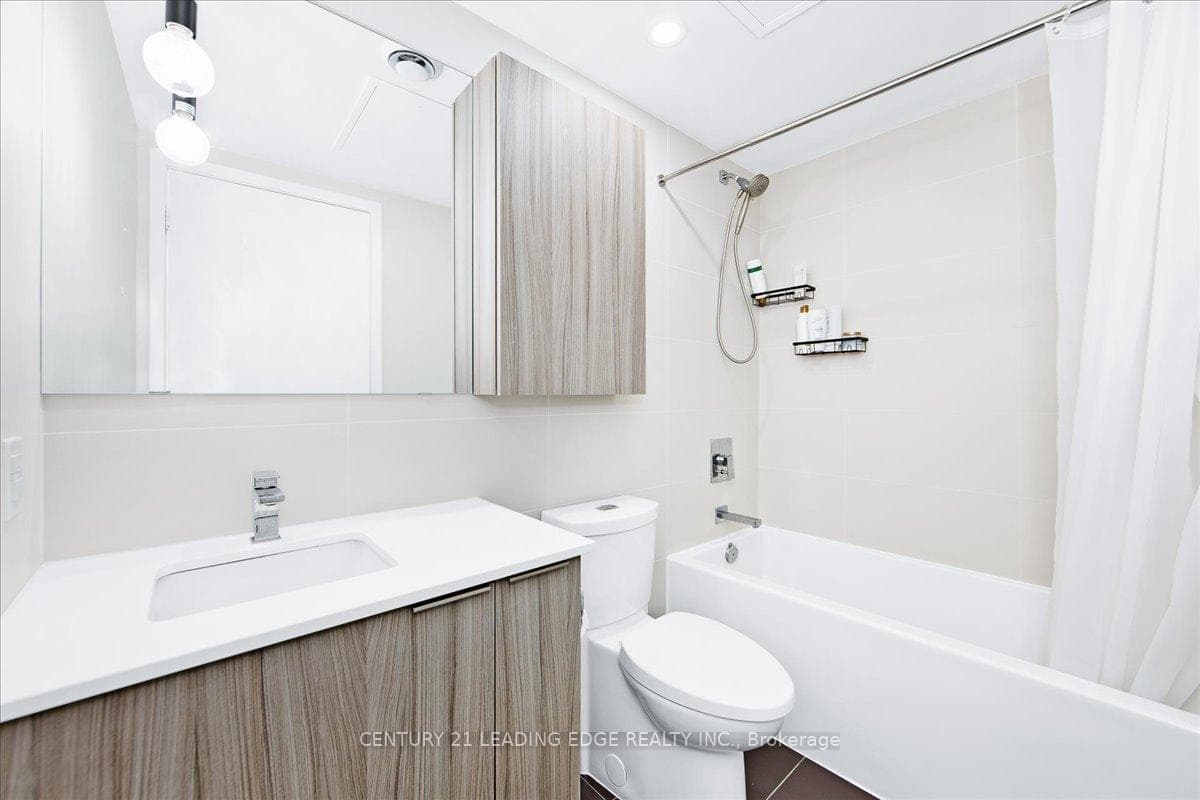 Full Washroom #1