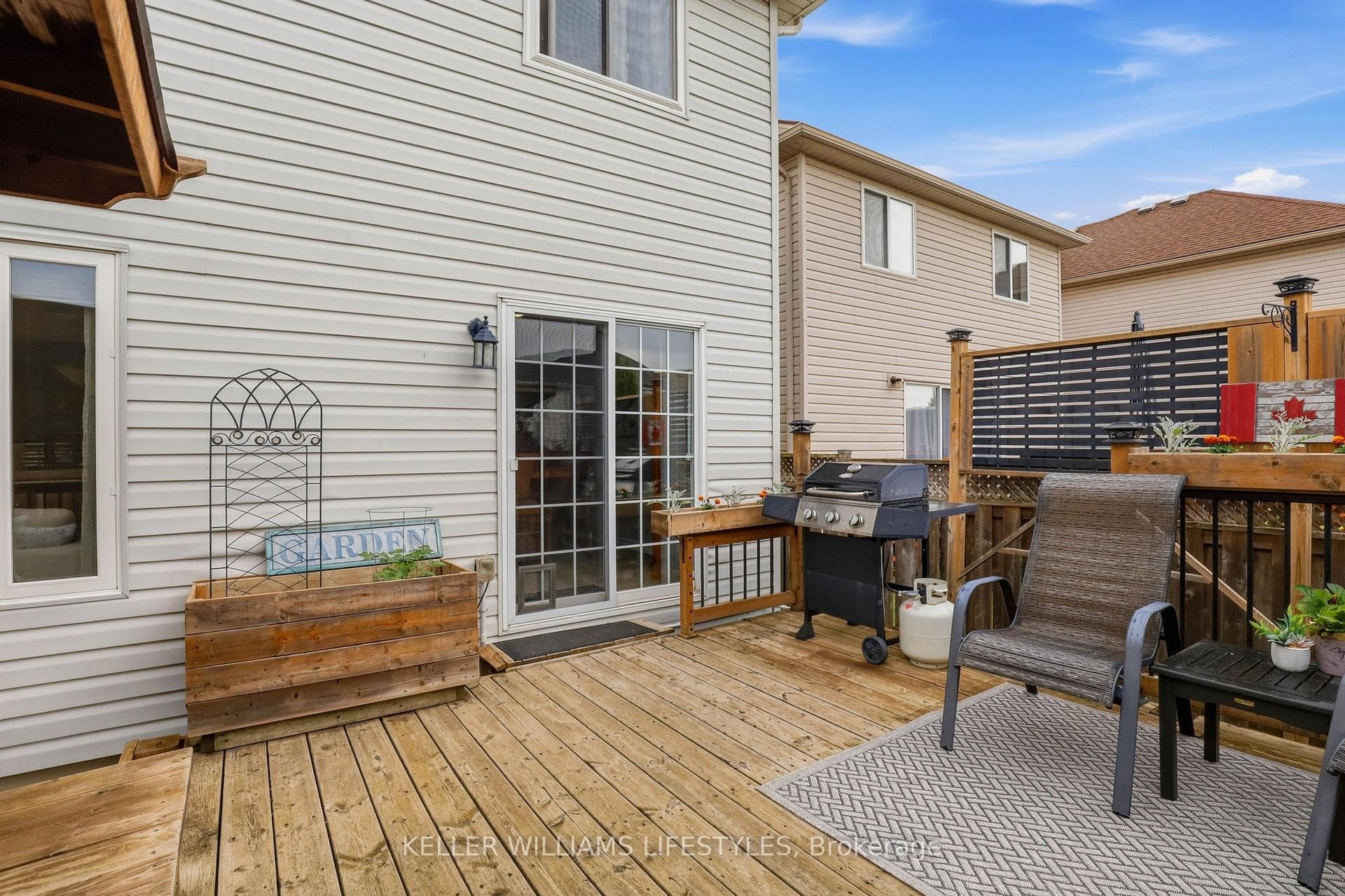 696 Fieldgate Circle photo 41
