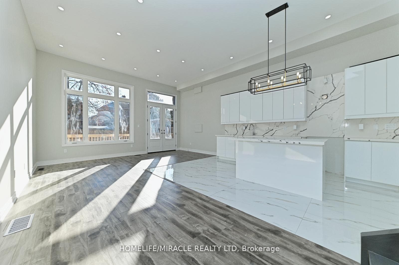 27 Craydon Avenue photo 9