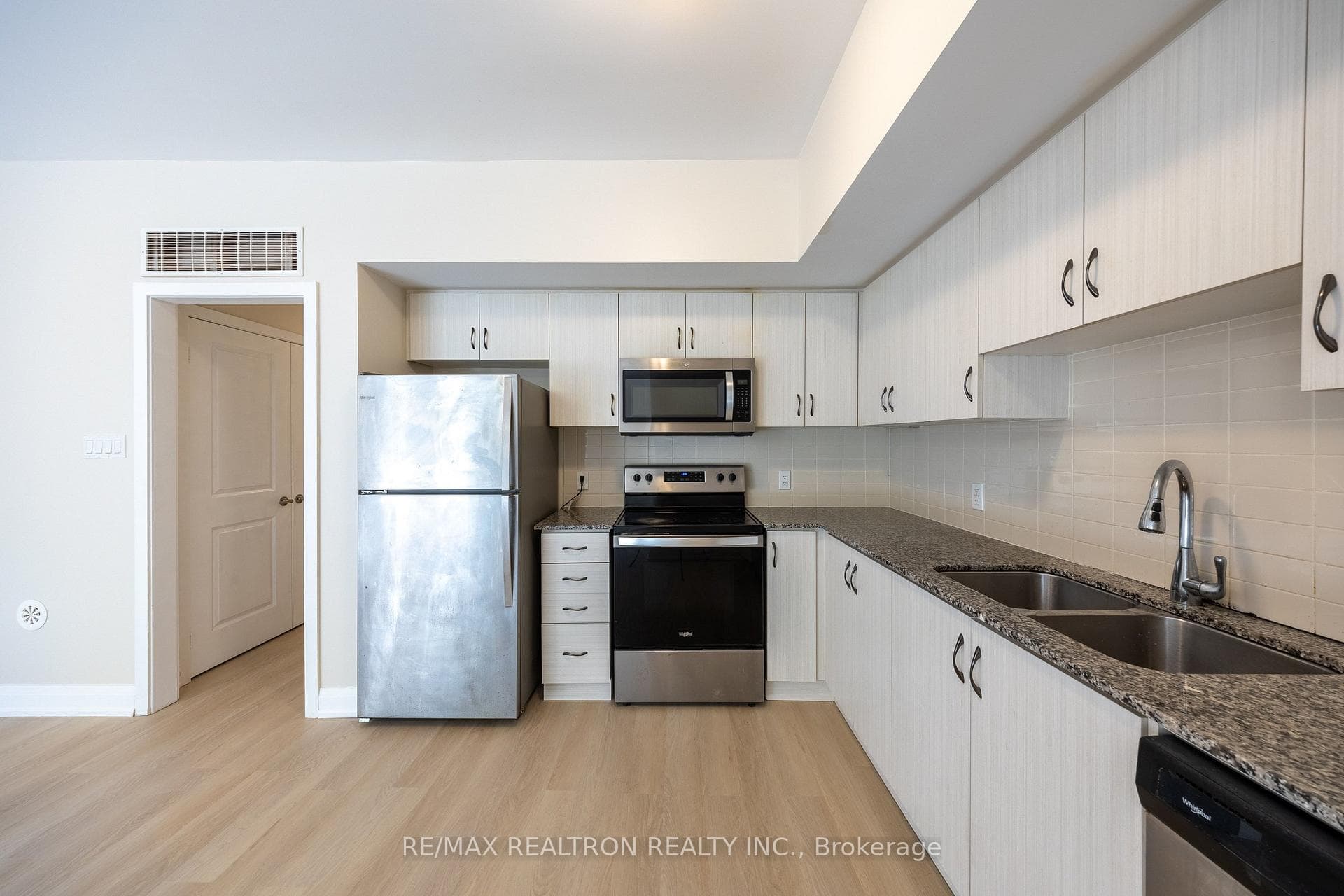 6 Whitaker Way Unit 157 photo 11