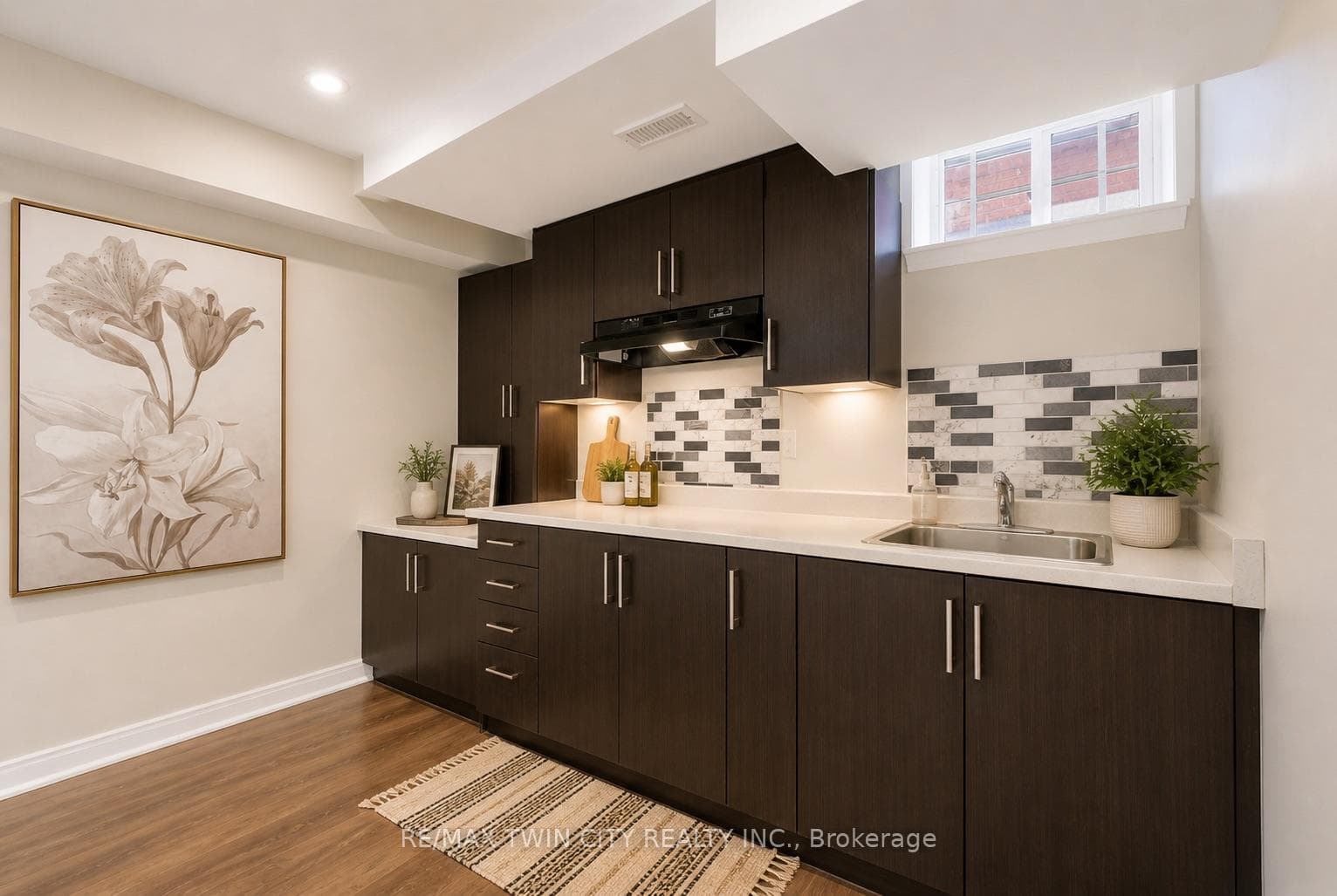 6 Canarygrass Drive photo 37