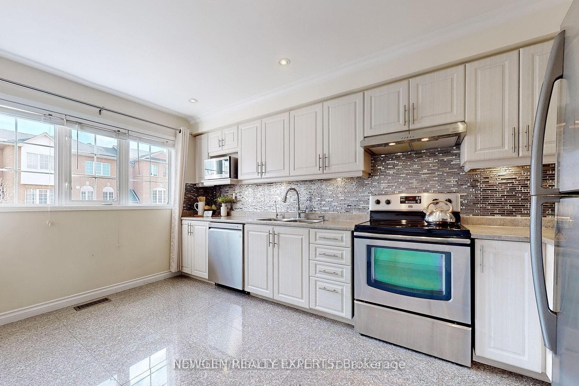 57 Brickyard Way Unit 108 photo 8