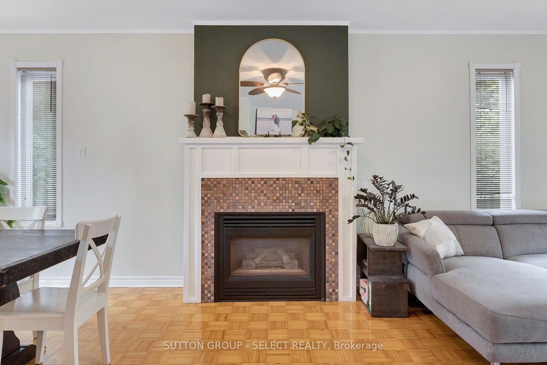 1129 Sunningdale Road photo 9