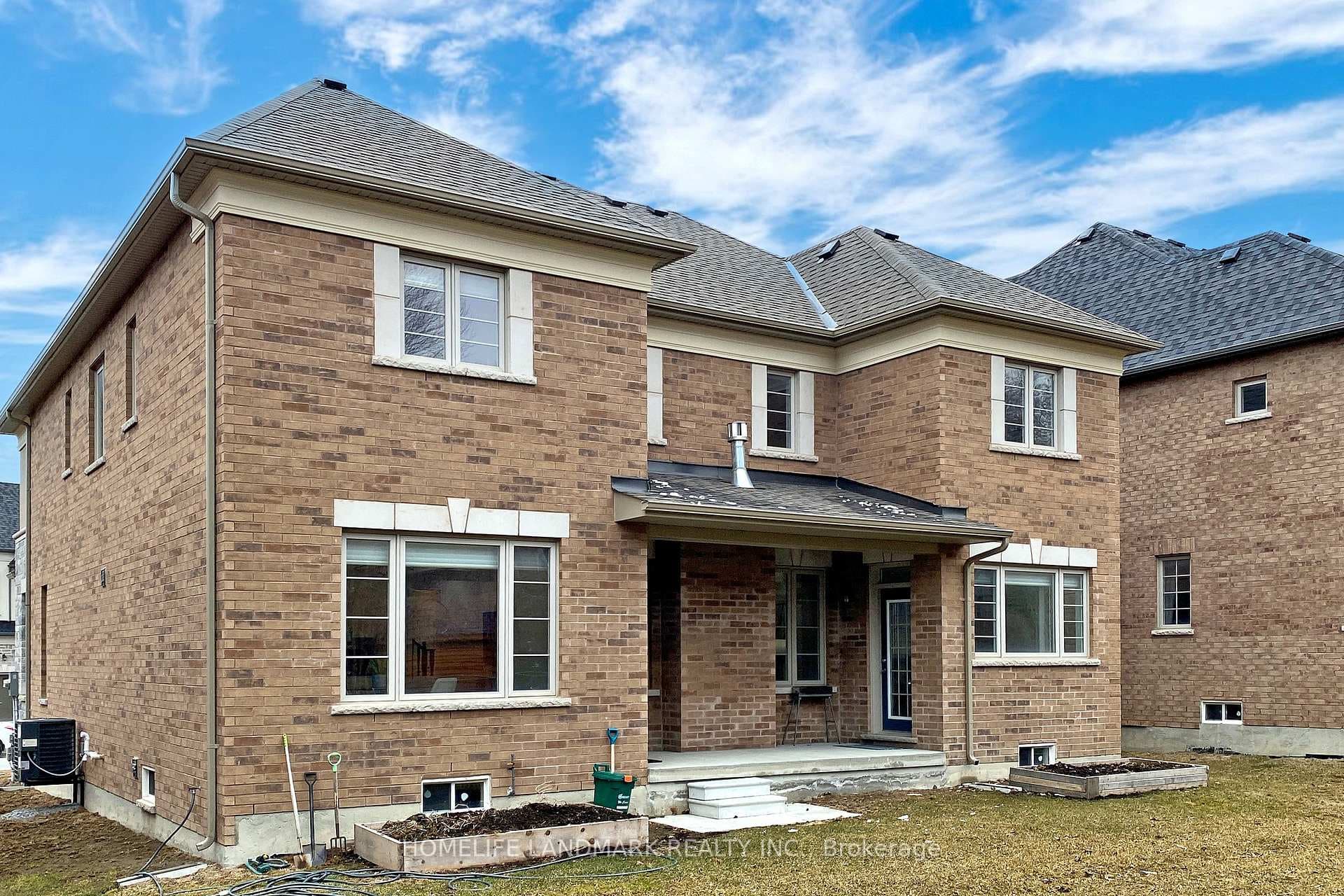 75 Mitchell Place photo 50